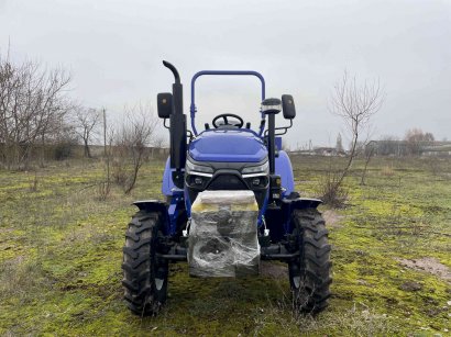 Минитрактор Файтер Т-254RD с козырьком